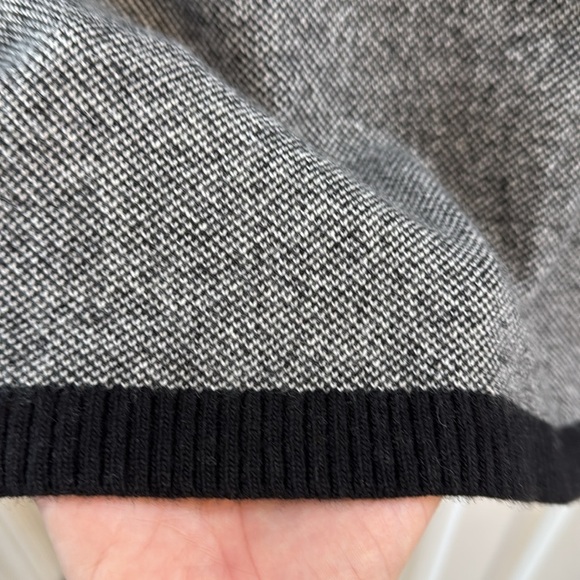 BANANA REPUBLIC WOOL BLEND W CASHMERE ITALIAN KNIT PULLOVER SWEATER sz XS - Picture 6 of 7
